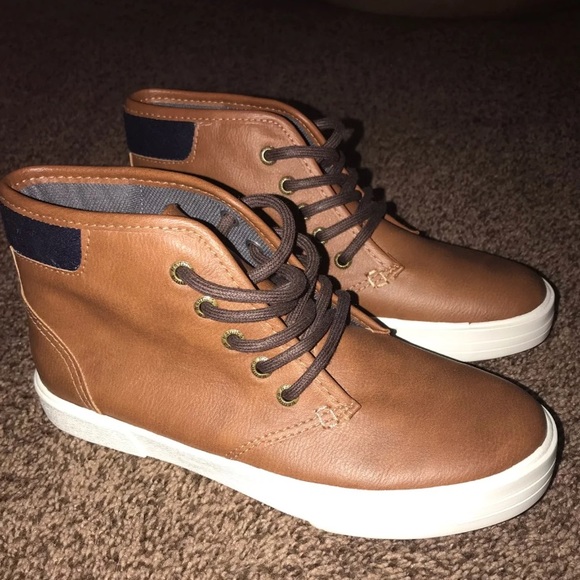 Boys Nautica Boots Size 3 - Picture 1 of 5